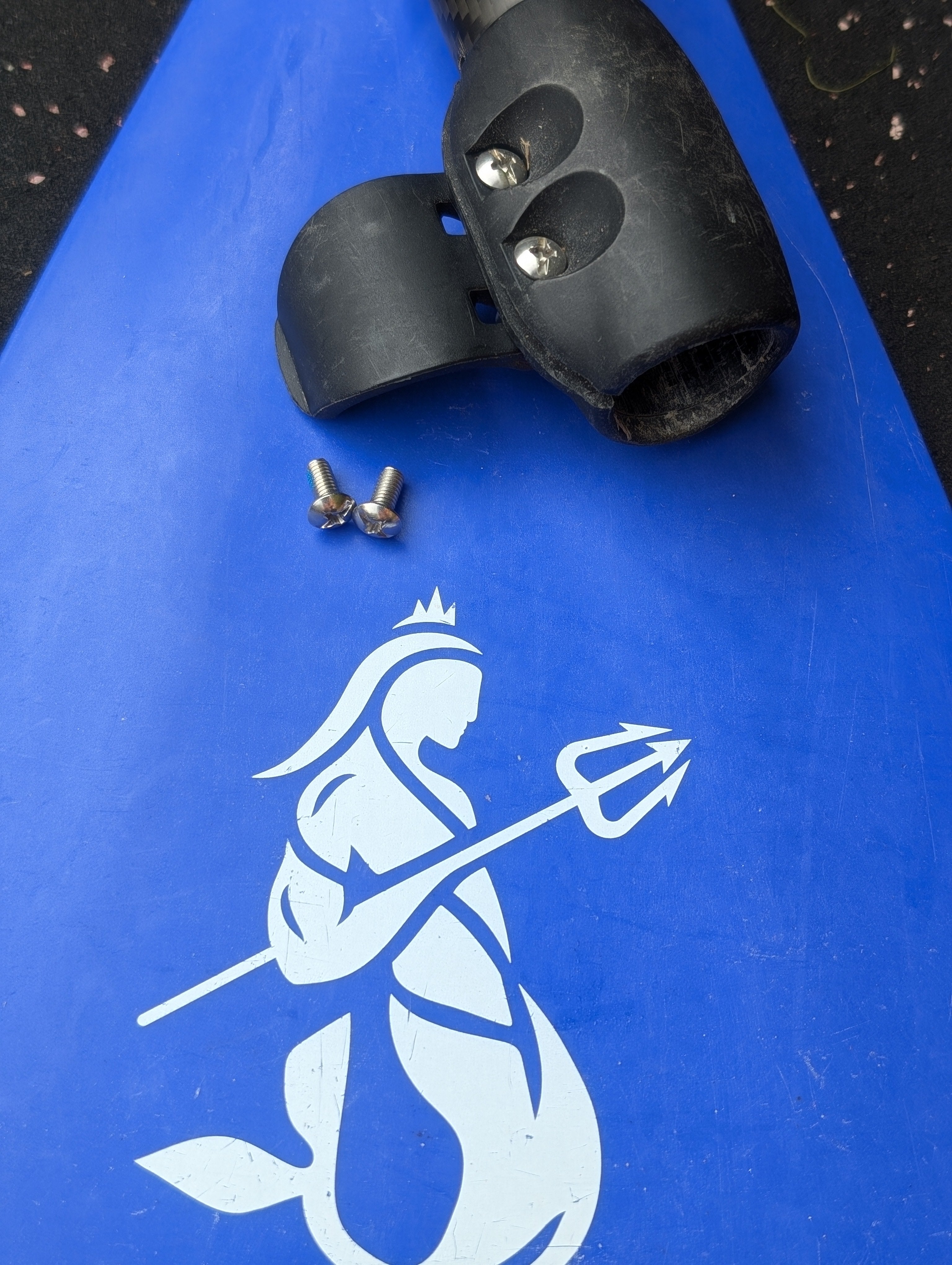 Paddle screws for 3 piece carbon fiber paddle (2 pcs)