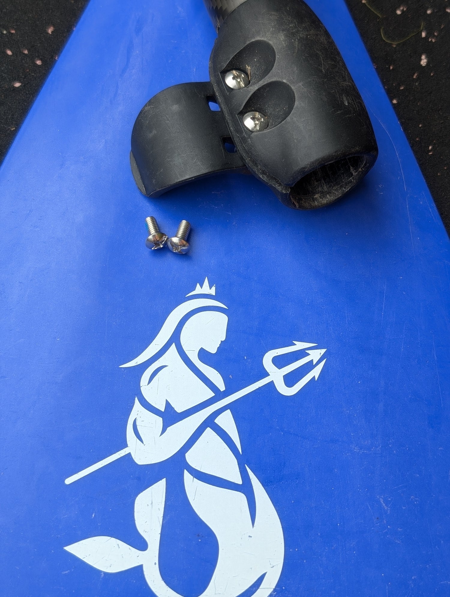 Paddle screws for 3 piece carbon fiber paddle (2 pcs)